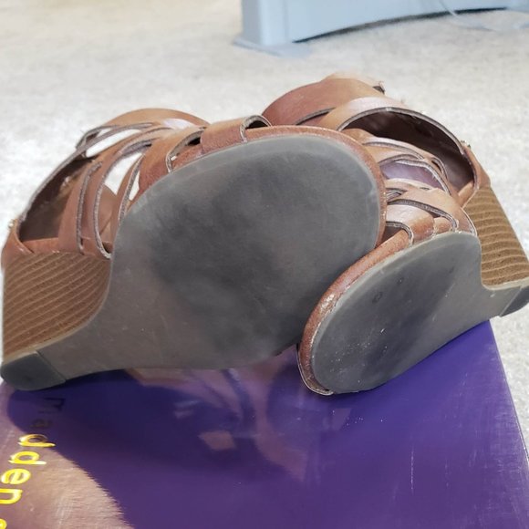 Madden Girl Highfiv Cognac Sandals - Picture 8 of 8